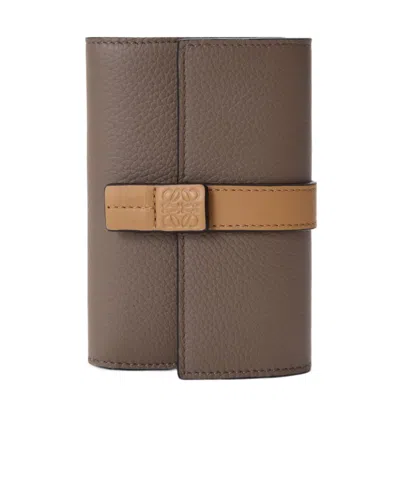 Loewe Small Vertical Wallet In Brown