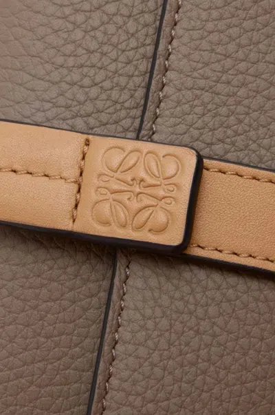 Loewe Small Vertical Wallet In Brown