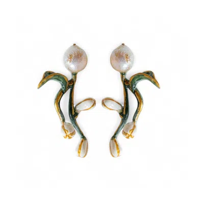 Sunset Magic Studio Women's Callara - Pearl Detailed Bud Earring In Yellow