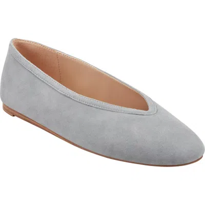 Marc Fisher Ltd Gradi Flat In Gray