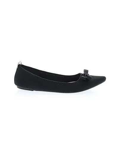 Pre-owned Tahari Flats In Black