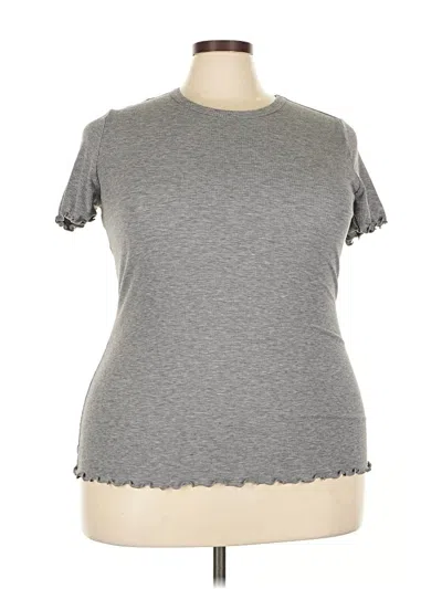 Pre-owned Torrid Short Sleeve Top Gray Mock Neckline Tops