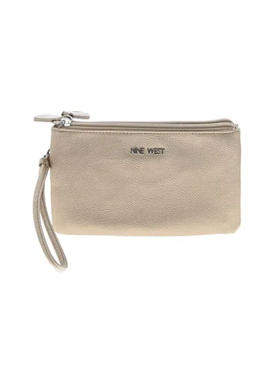 Pre-owned Nine West Wristlet In Brown