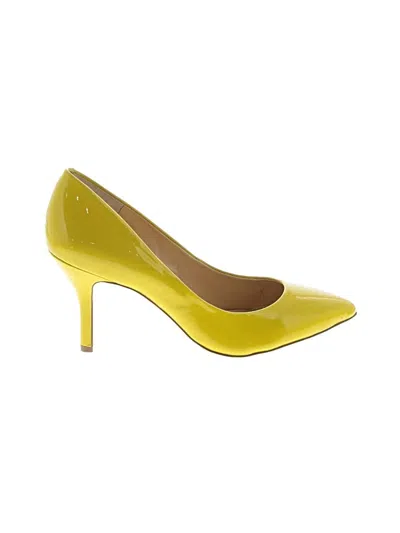 Pre-owned Gianni Bini Heels In Yellow