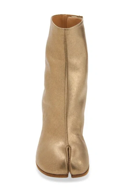 Maison Margiela Tabi Ankle Boot In Gold
