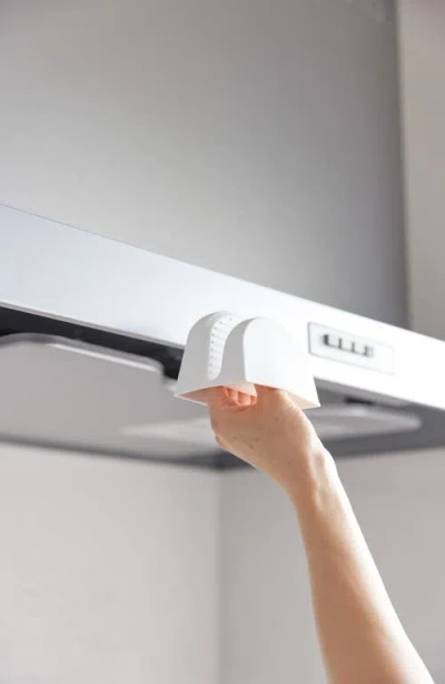 Yamazaki Set Of 2 Silicone Magnetic Pot Holders In White