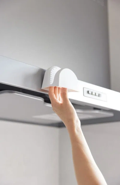 Yamazaki Set Of 2 Silicone Magnetic Pot Holders In White