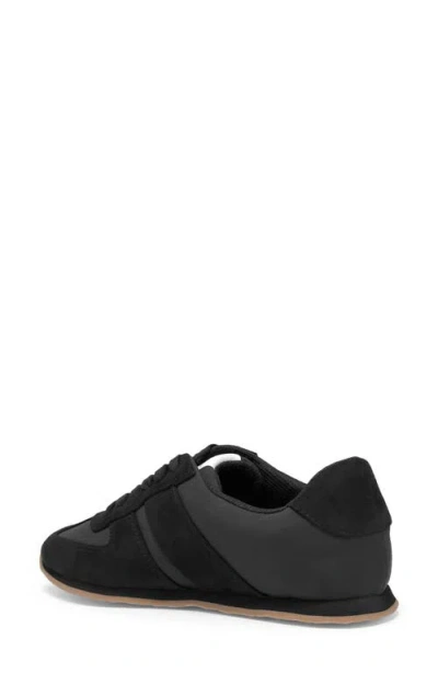 Aerosoles Jett Sneaker In Black