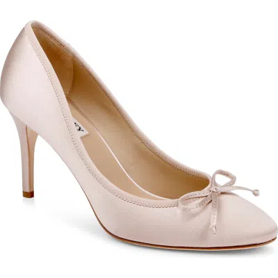 Badgley Mischka Omaria Pump In Pink