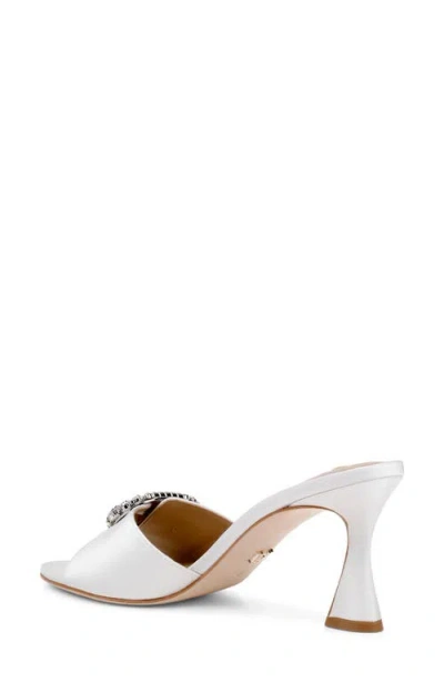 Badgley Mischka Odetta Sandal In White