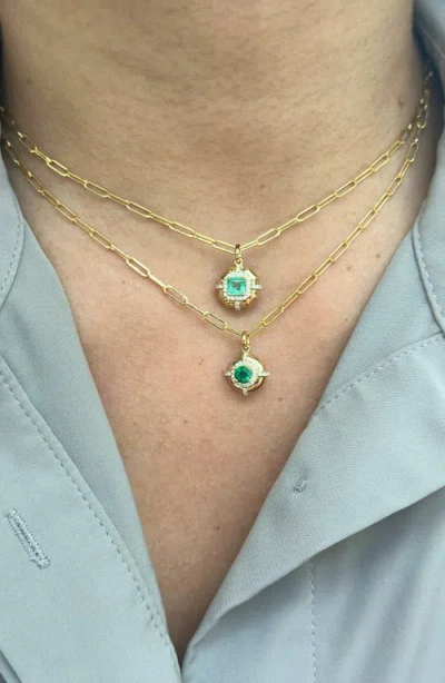 Goshwara Round Cut Emerald Medallion Necklace In Gold