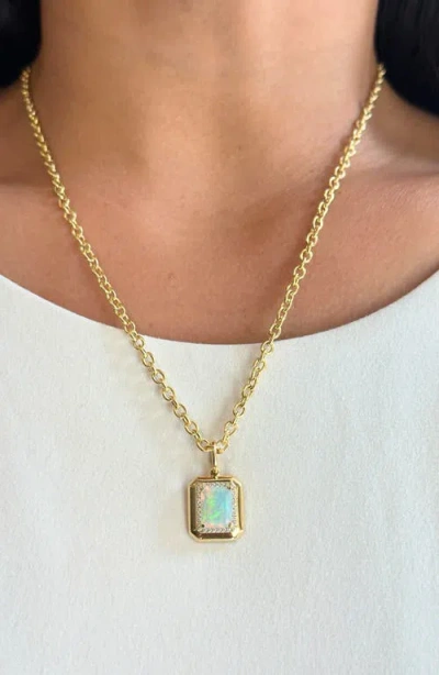 Goshwara Emerald Cut Pendant Necklace In Gold