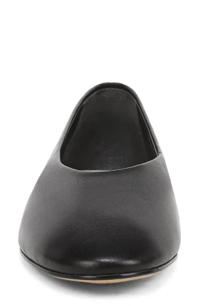 Sarto By Franco Sarto Dovie Flexa Flat In Multi