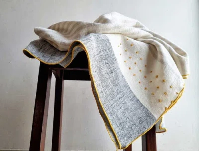 Cg Hunter Ivory Throw Blanket In Multi