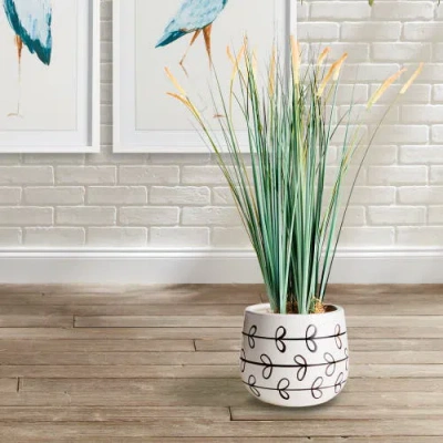 Napa Home & Garden Millie Hand-painted Pot In White