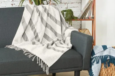 Carol & Frank 50" X 60" Chandler Throw Collection In Gray