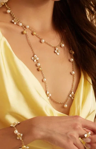 Retro Chic Iris Blossom Necklace