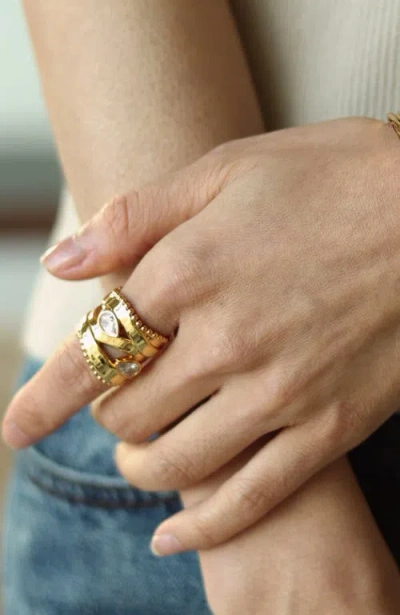 Retro Chic Droplets Ring