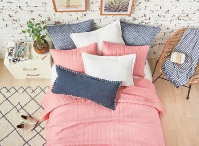 Carol & Frank Channel Stitch Quilt In Pink