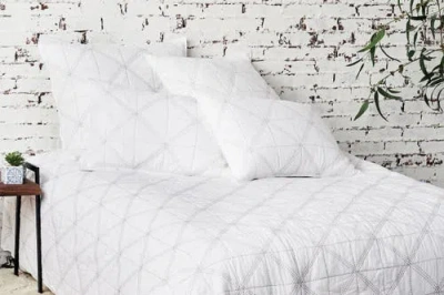 Carol & Frank Harper Quilt In White