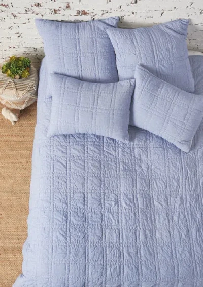 Carol & Frank Hugh Quilt In Purple