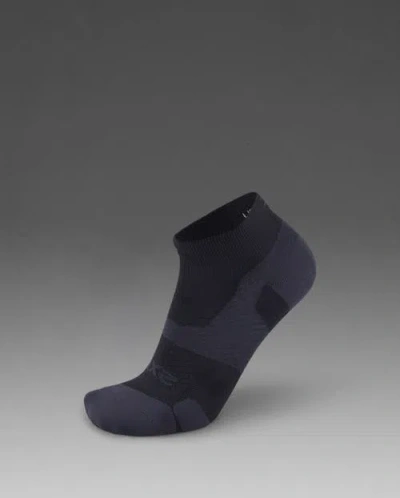 2xu Vectr Light Cushion No Show In Black