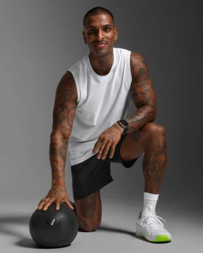 2xu Motion 5 Inch Shorts In Black