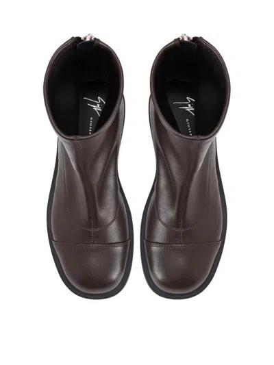 Giuseppe Zanotti Junney Zip-detail Ankle Boots In Black