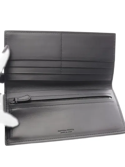 Pre-owned Bottega Veneta 2020s Intrecciato Bi-fold Wallet In Black