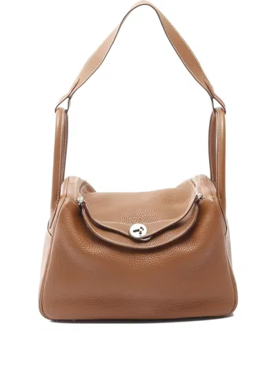 Pre-owned Hermes 2013 Lindy 30 Leather Silver Hardware Shoulder Bag In Brown