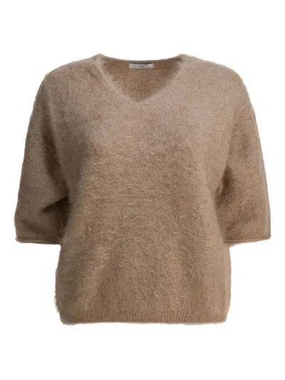 R2w V-neck Short-sleeve T-shirt In Brown