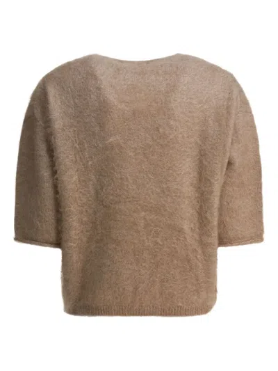 R2w V-neck Short-sleeve T-shirt In Brown