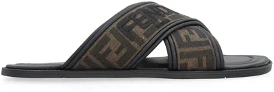 Fendi Double Crossed Band Logo Slides With Jacquard Ff Design In Black