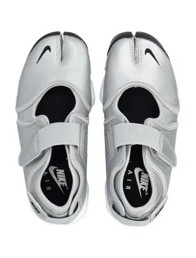 Nike Women's Air Rift Leather In Silver
