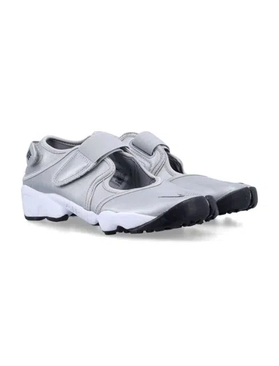Nike Women's Air Rift Leather In Silver