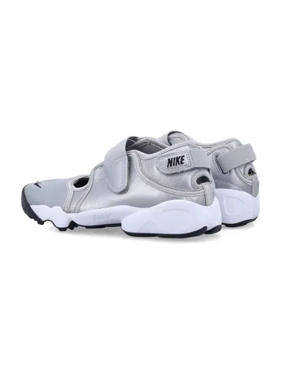 Nike Women's Air Rift Leather In Silver