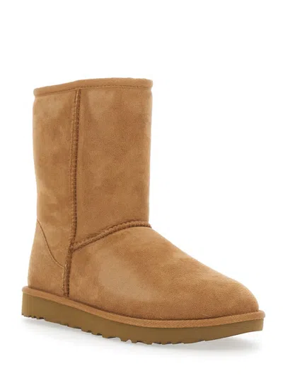 Ugg Classic Short Beige Boots With Logo Patch On The Rear And Shearling Lining In Suede Woman In Nude