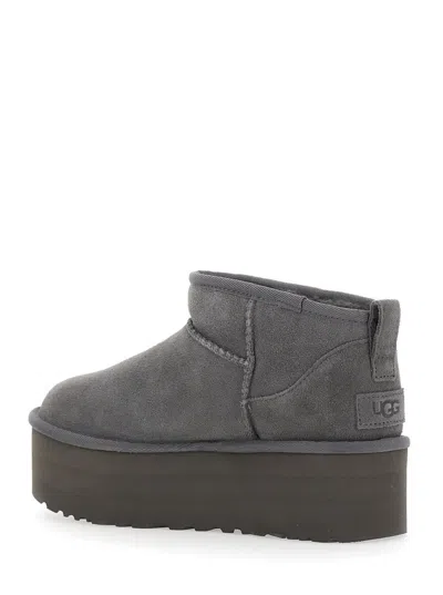 Ugg Stivaletto Donna Classic Ultra Mini Con Plateau Sand In Gray