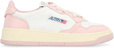 Autry Medalist Low Leather Sneakers In Pink