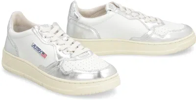 Autry Medalist Low Two-tone Sneakers In White And Metallic Silver Leather In White