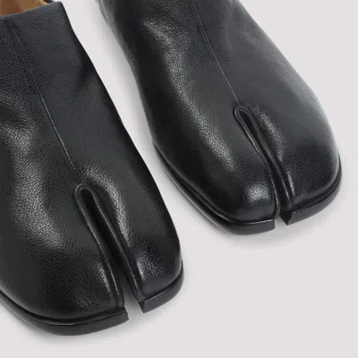 Maison Margiela Smooth Leather Loafers With Split-toe Design In Black