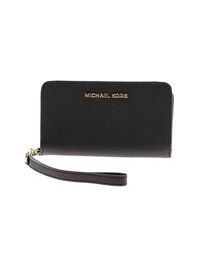 Pre-owned Michael Michael Kors Leather Wristlet In Black