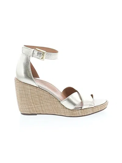 Pre-owned Vionic Wedges In Gold