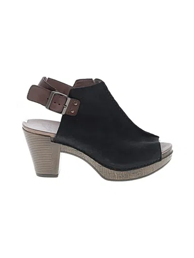 Pre-owned Dansko Sandals In Black