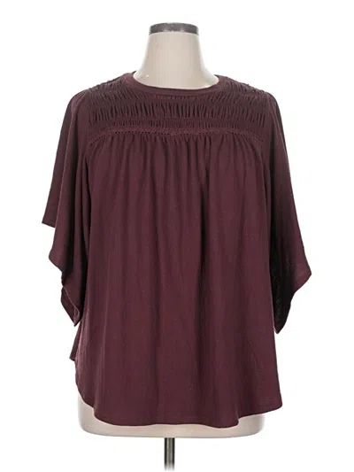 Pre-owned Torrid Short Sleeve Blouse In Burgundy
