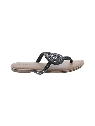 Pre-owned Torrid Sandals In Black