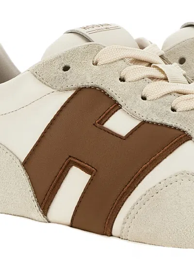 Hogan Logo-detail Sneakers In Neutral