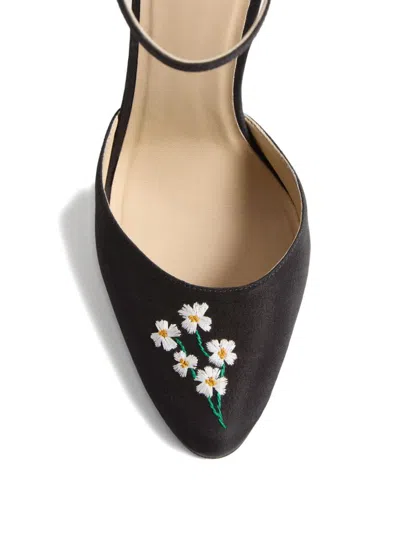 Valentino Garavani Pumps Floral Embroidery Gold-tone Hardware In Black