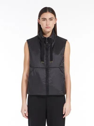 Max Mara The Cube Greenvest Puffer Jacket Black In Black