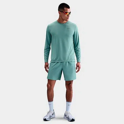 Nike Men's Challenger Dri-fit 7" Brief-lined Running Shorts In Green